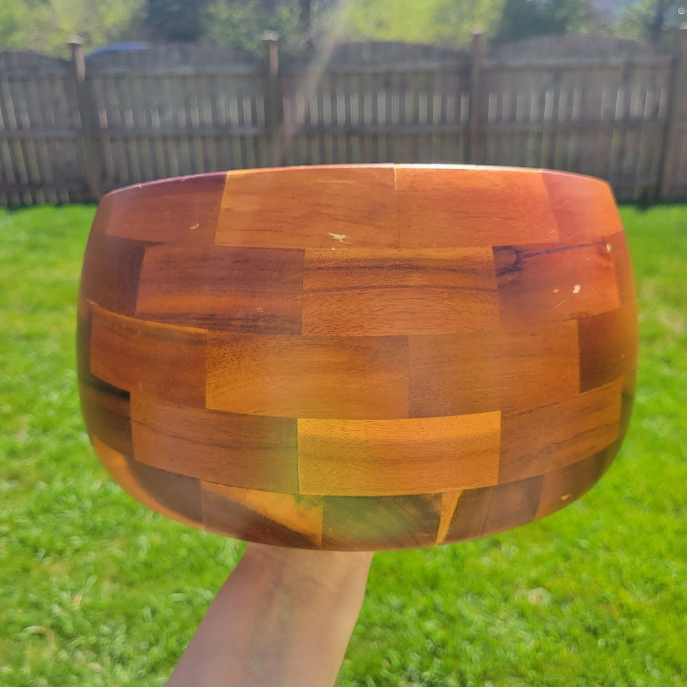 Large Wood Bowl ~ Michael Graves Design ~ Large Wooden Salad/Chip Bowl - Picture 8 of 16